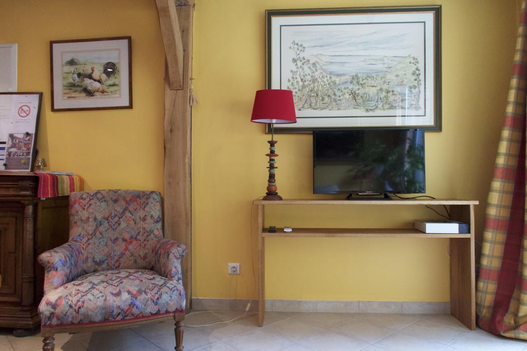 Au Fond du Jardin Maison d'hôtes Saint-Saëns Extérieur photo